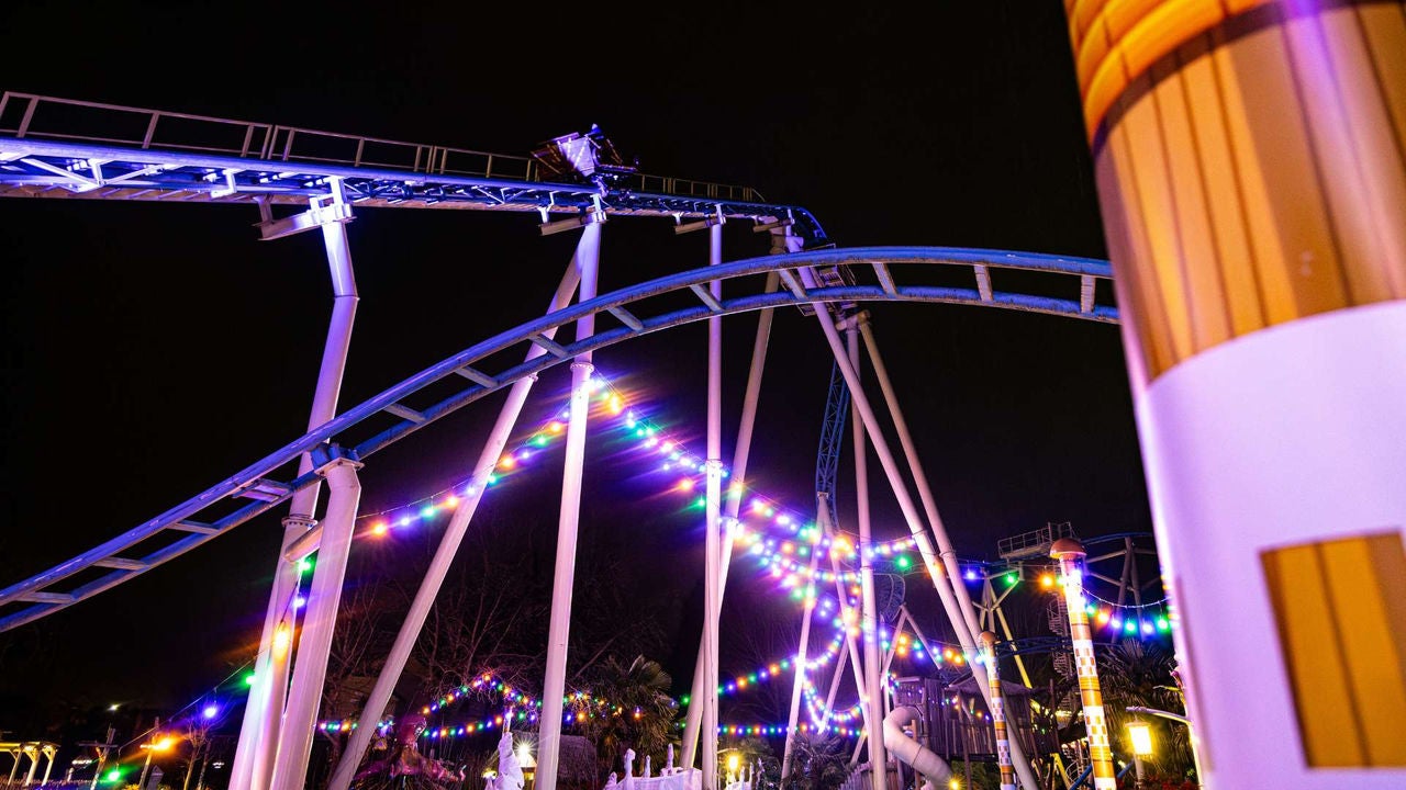 Festive Tropics Tiki Waka Winter Walibi Belgium